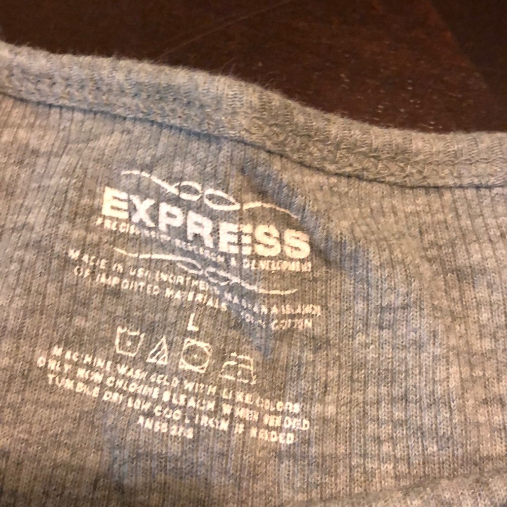 Express Top - Picture 3 of 4